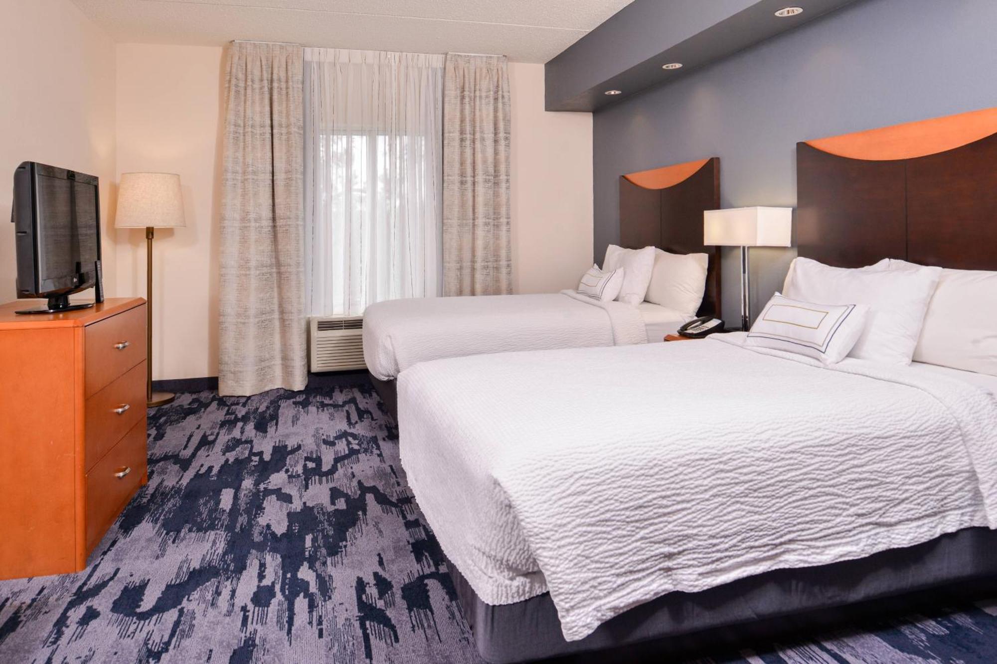 Hotel Fairfield & Raleigh-durham Airport/brier Creek Raleigh